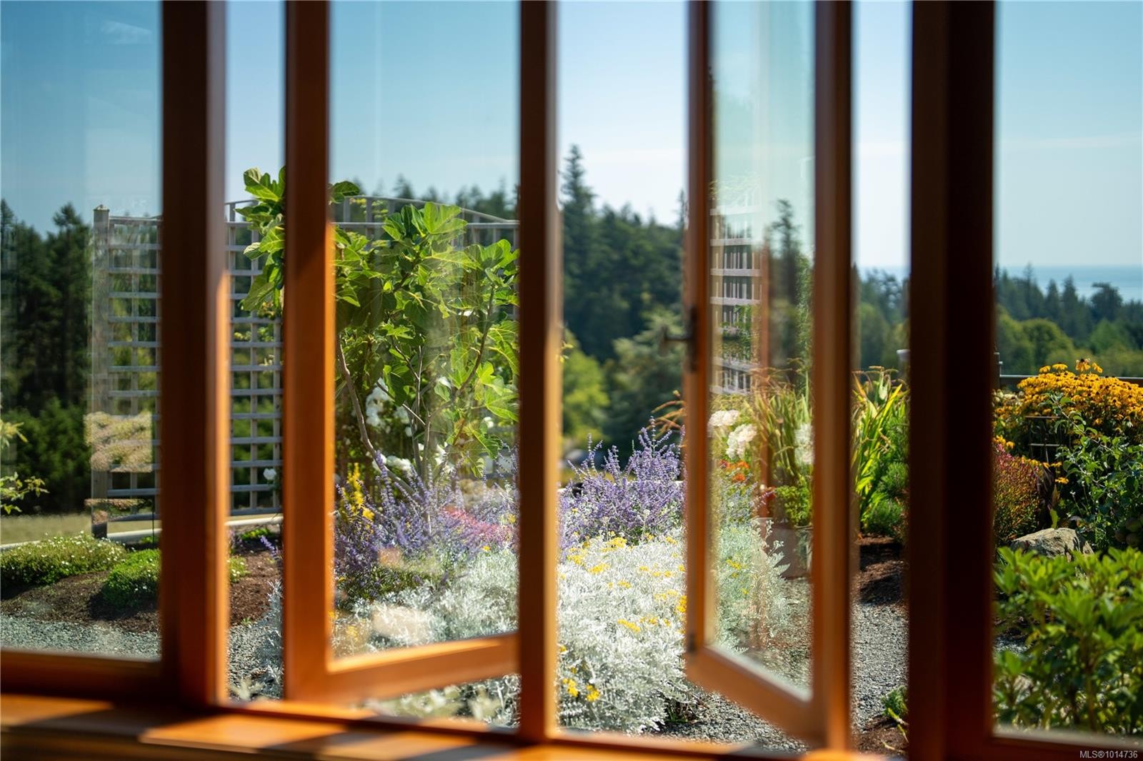 735 Arden Rd, Metchosin, BC