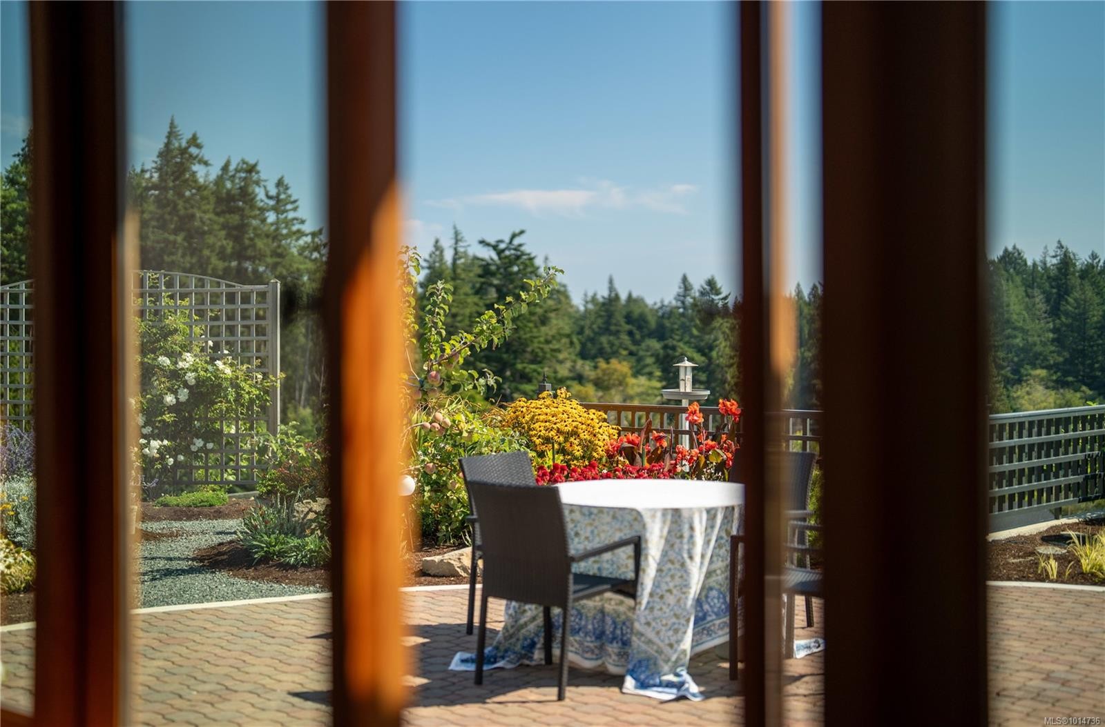 735 Arden Rd, Metchosin, BC