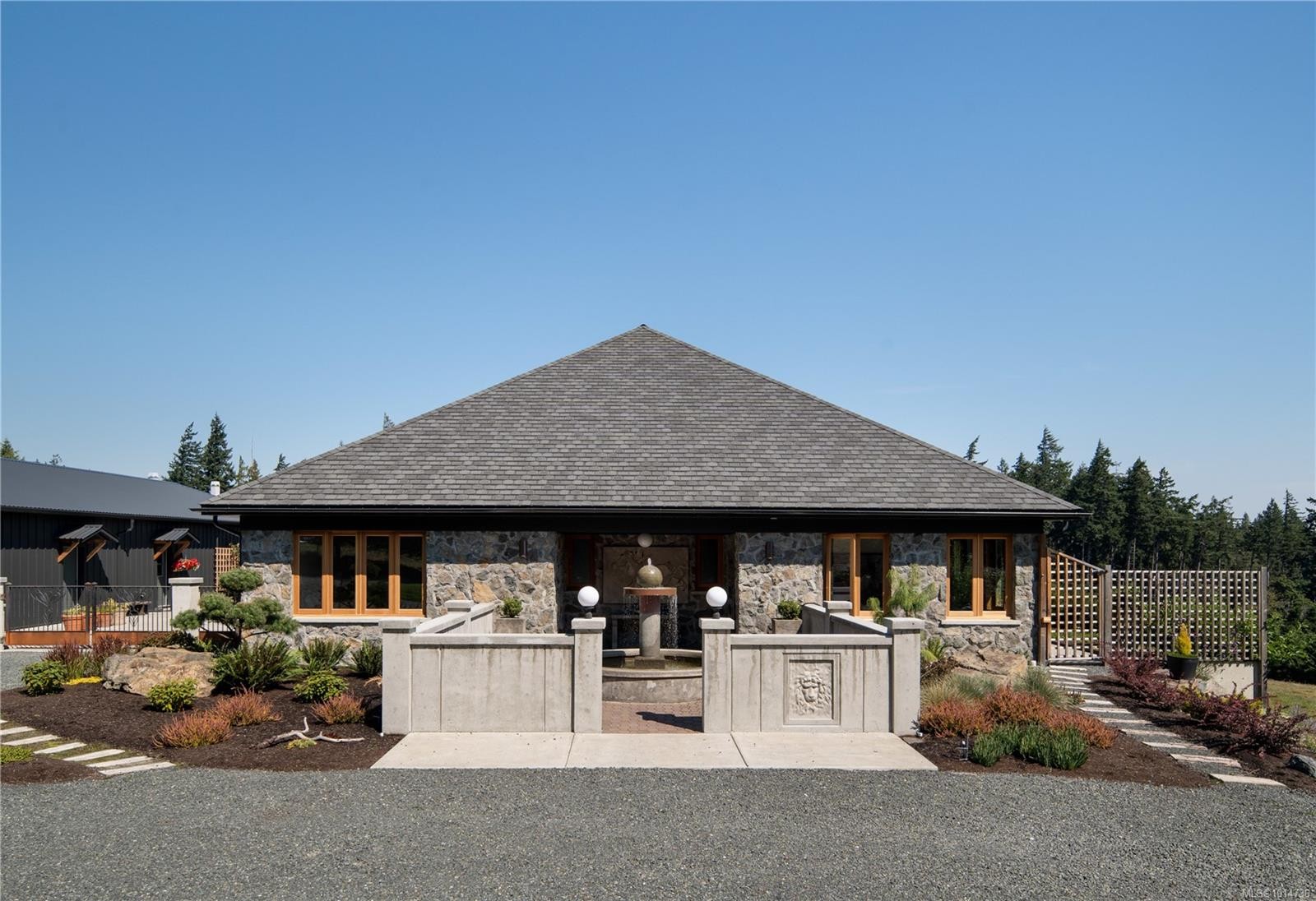 735 Arden Rd, Metchosin, BC