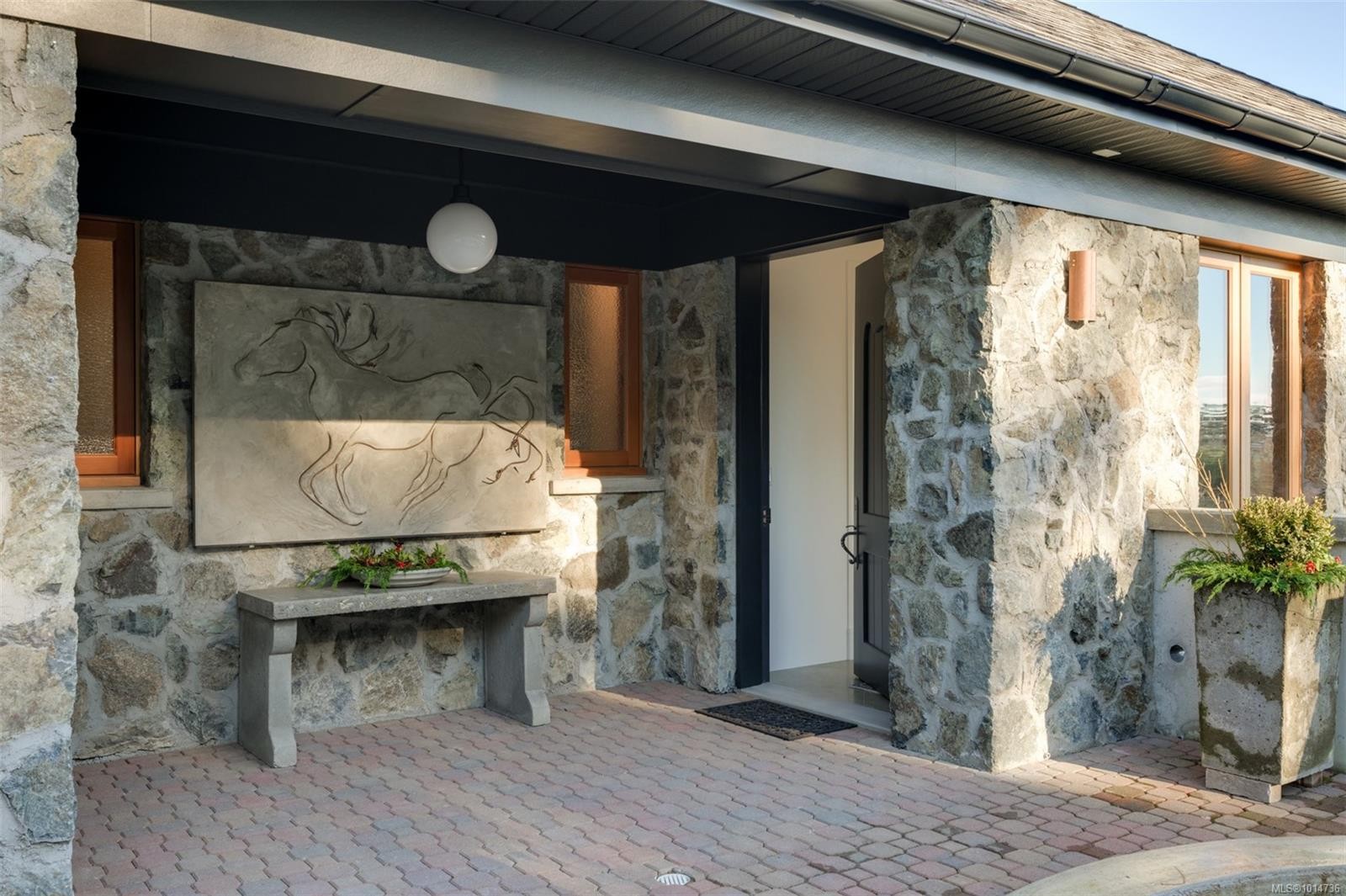 735 Arden Rd, Metchosin, BC