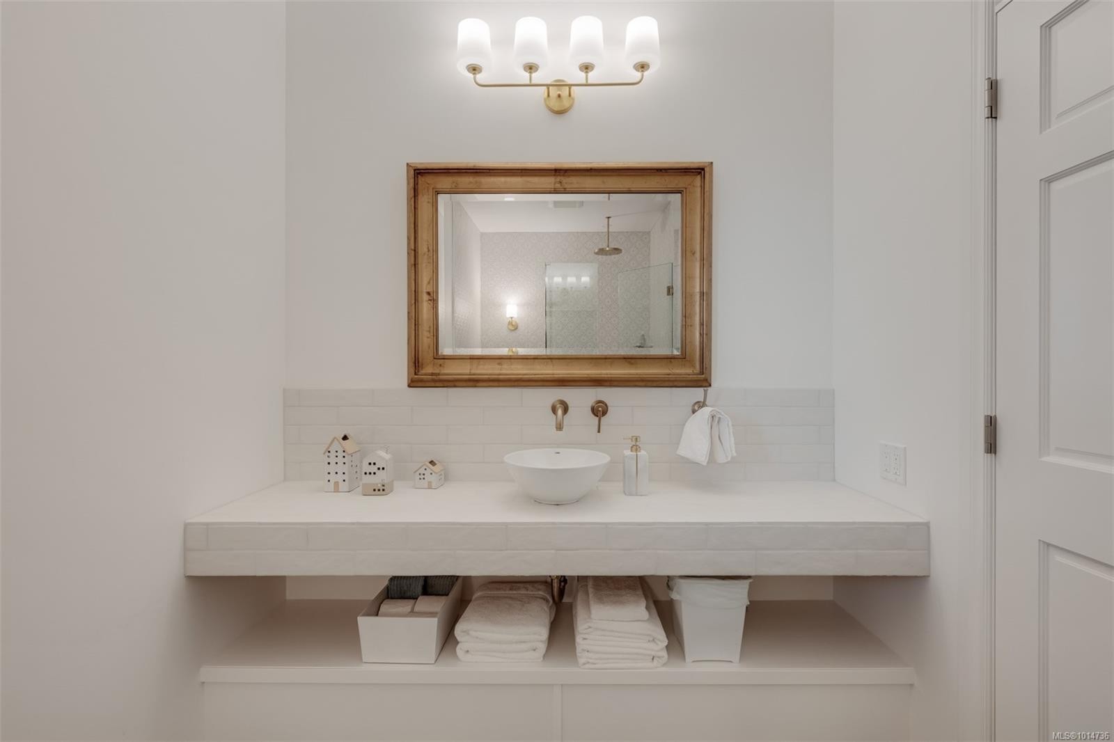 735 Arden Rd, Metchosin, BC