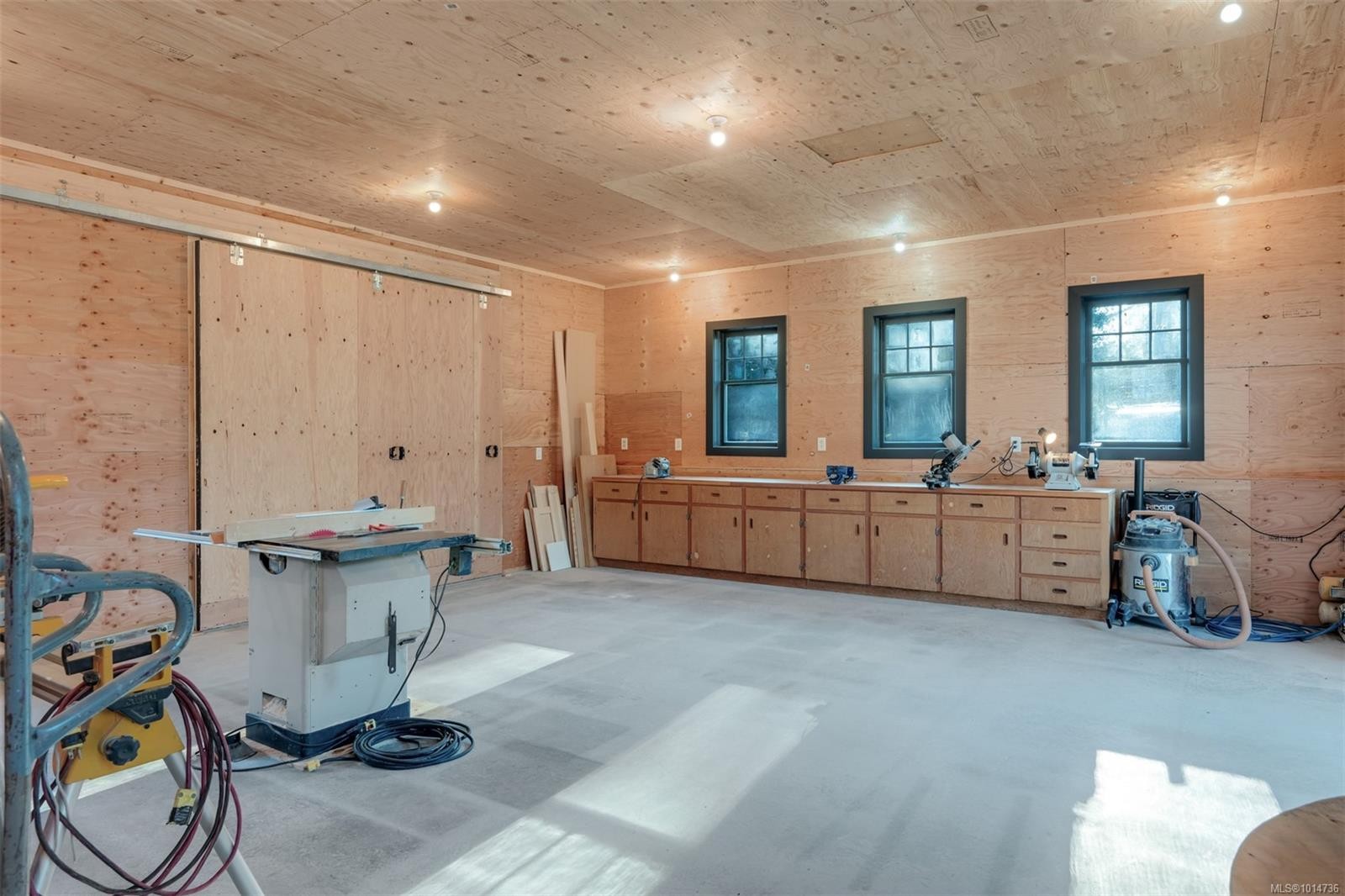 735 Arden Rd, Metchosin, BC