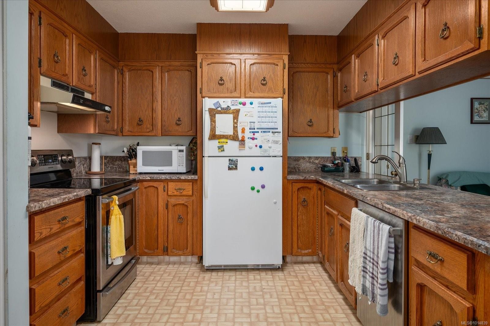 629 Dogwood Rd, Qualicum Beach, BC