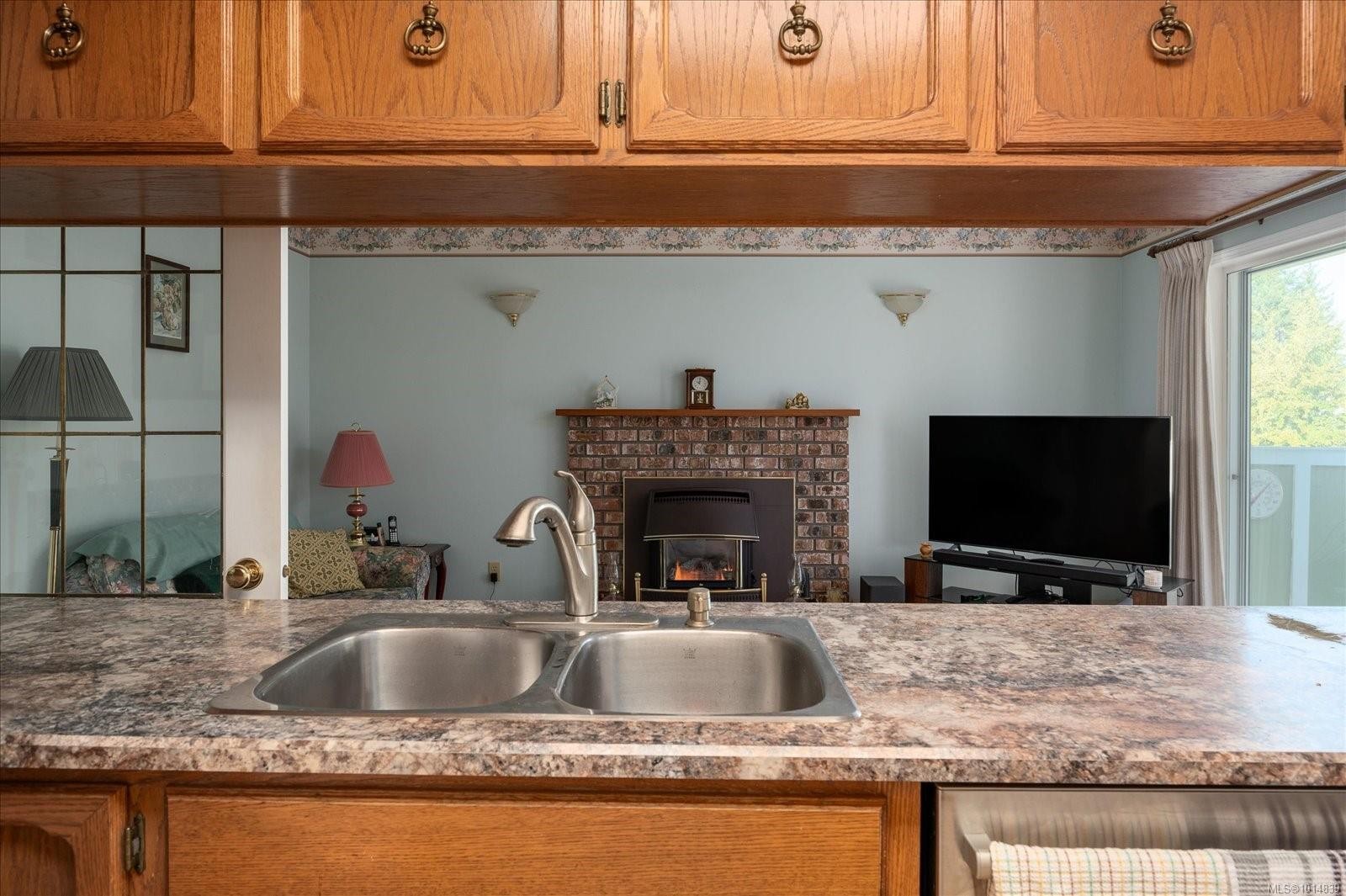 629 Dogwood Rd, Qualicum Beach, BC