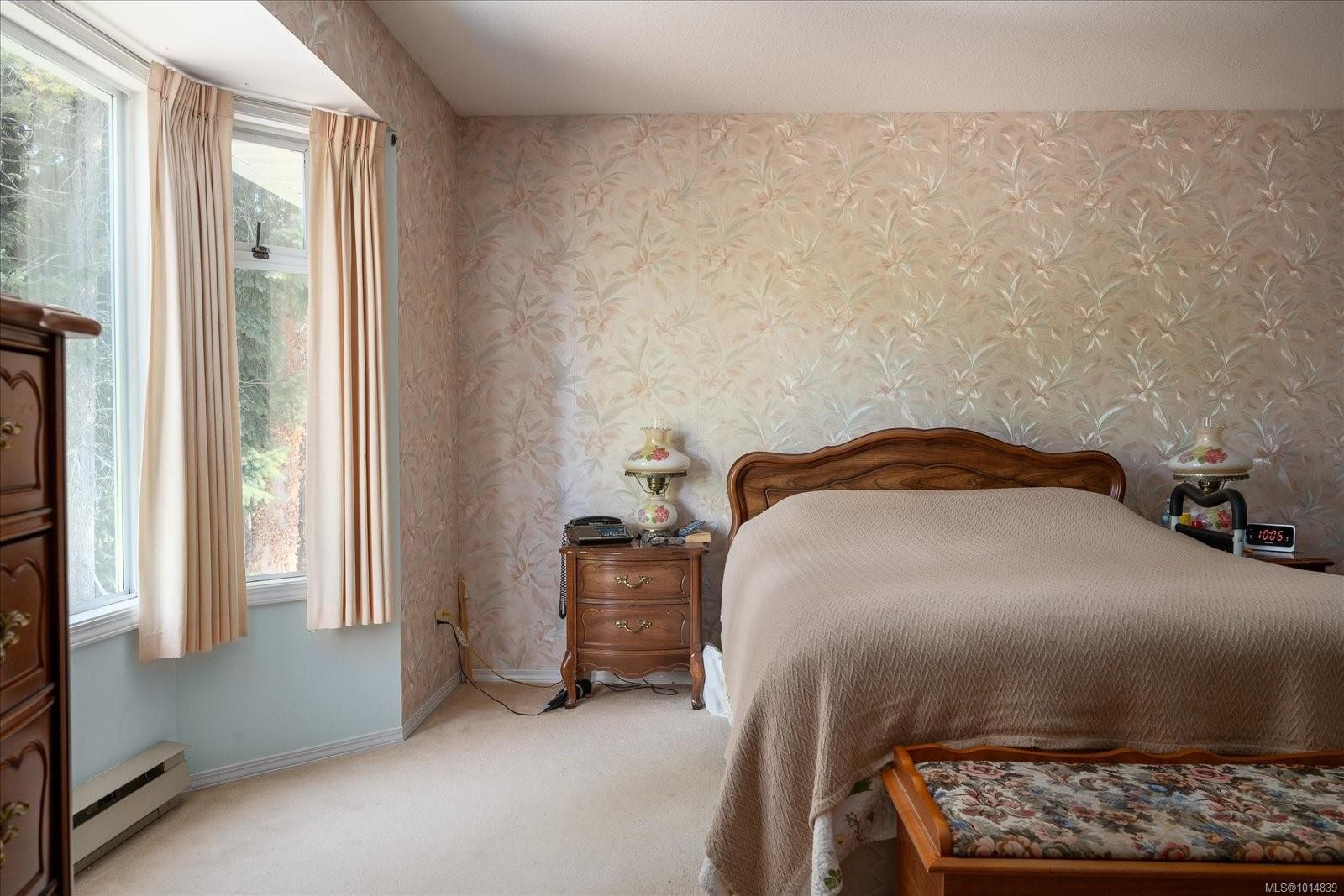 629 Dogwood Rd, Qualicum Beach, BC