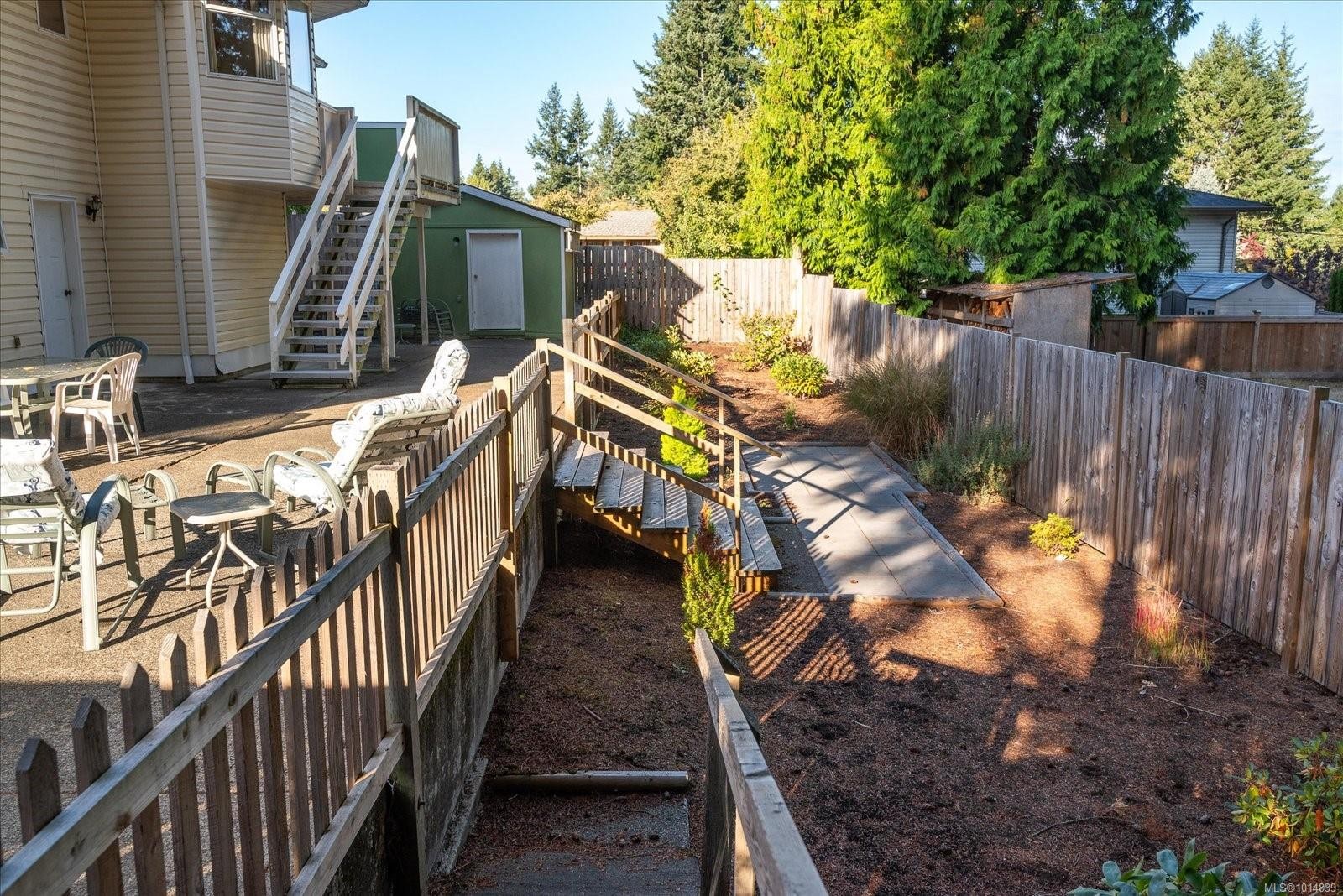 629 Dogwood Rd, Qualicum Beach, BC