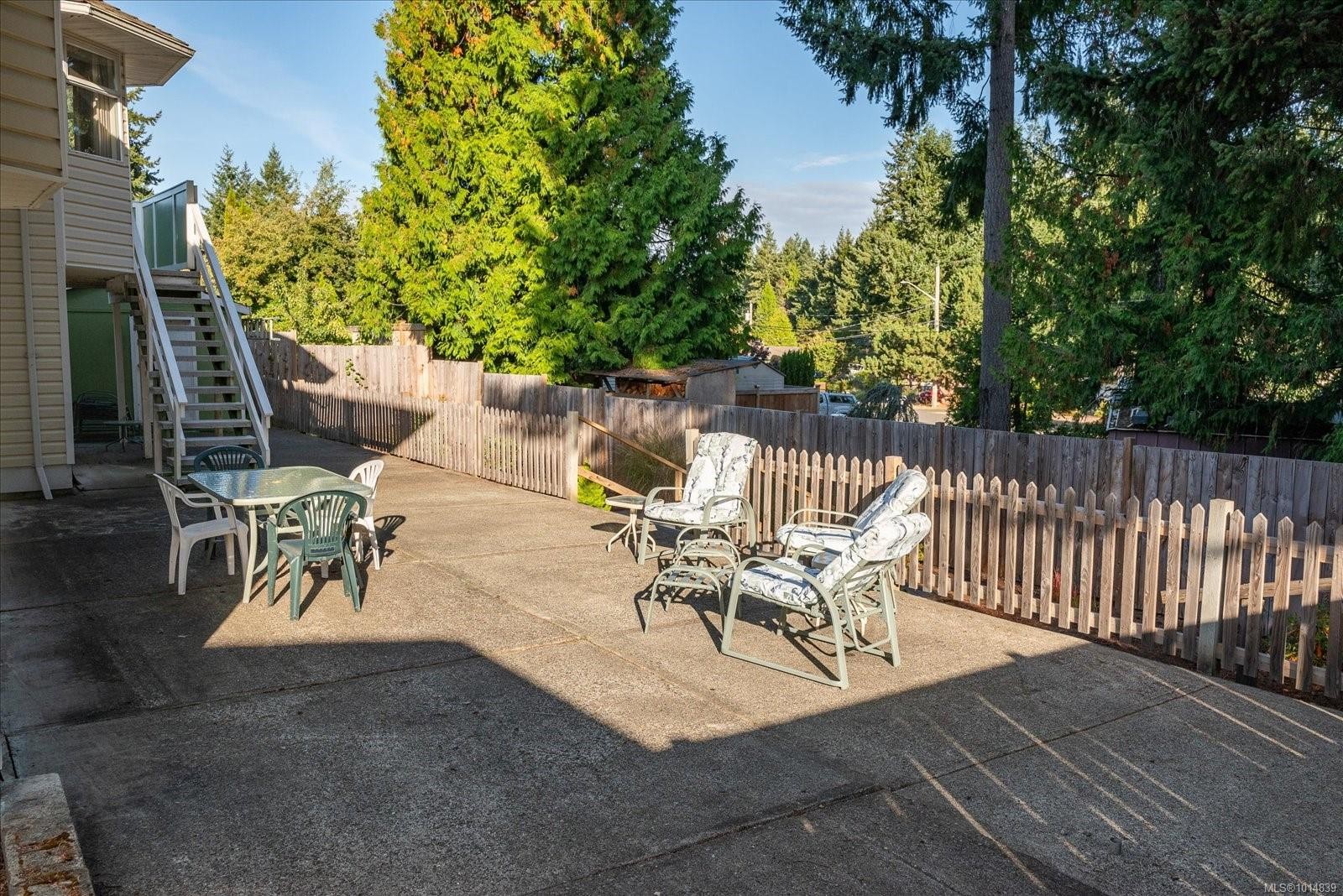 629 Dogwood Rd, Qualicum Beach, BC