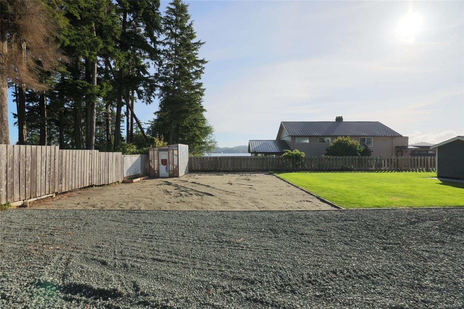 8730 Seaview Dr, Port Hardy, BC