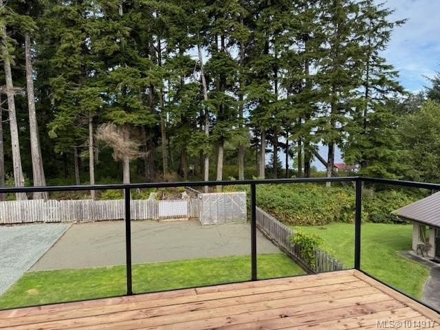 8730 Seaview Dr, Port Hardy, BC