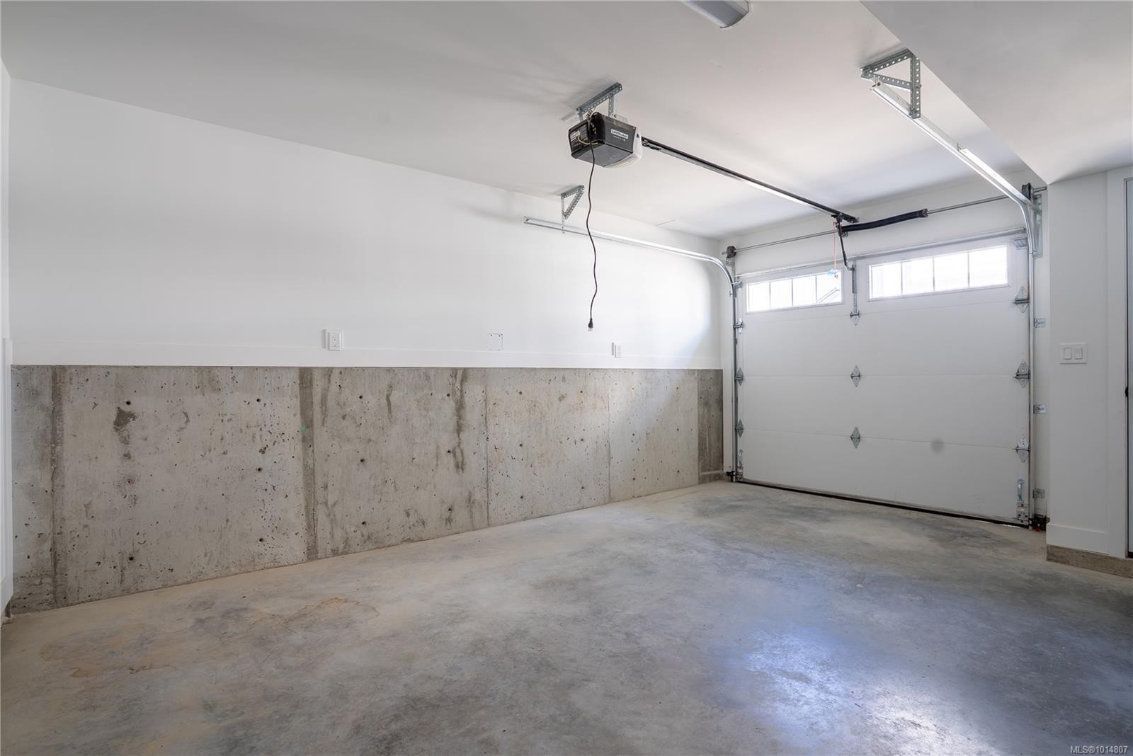 Unit 3-3907 Cedar Hill Rd, Saanich, BC