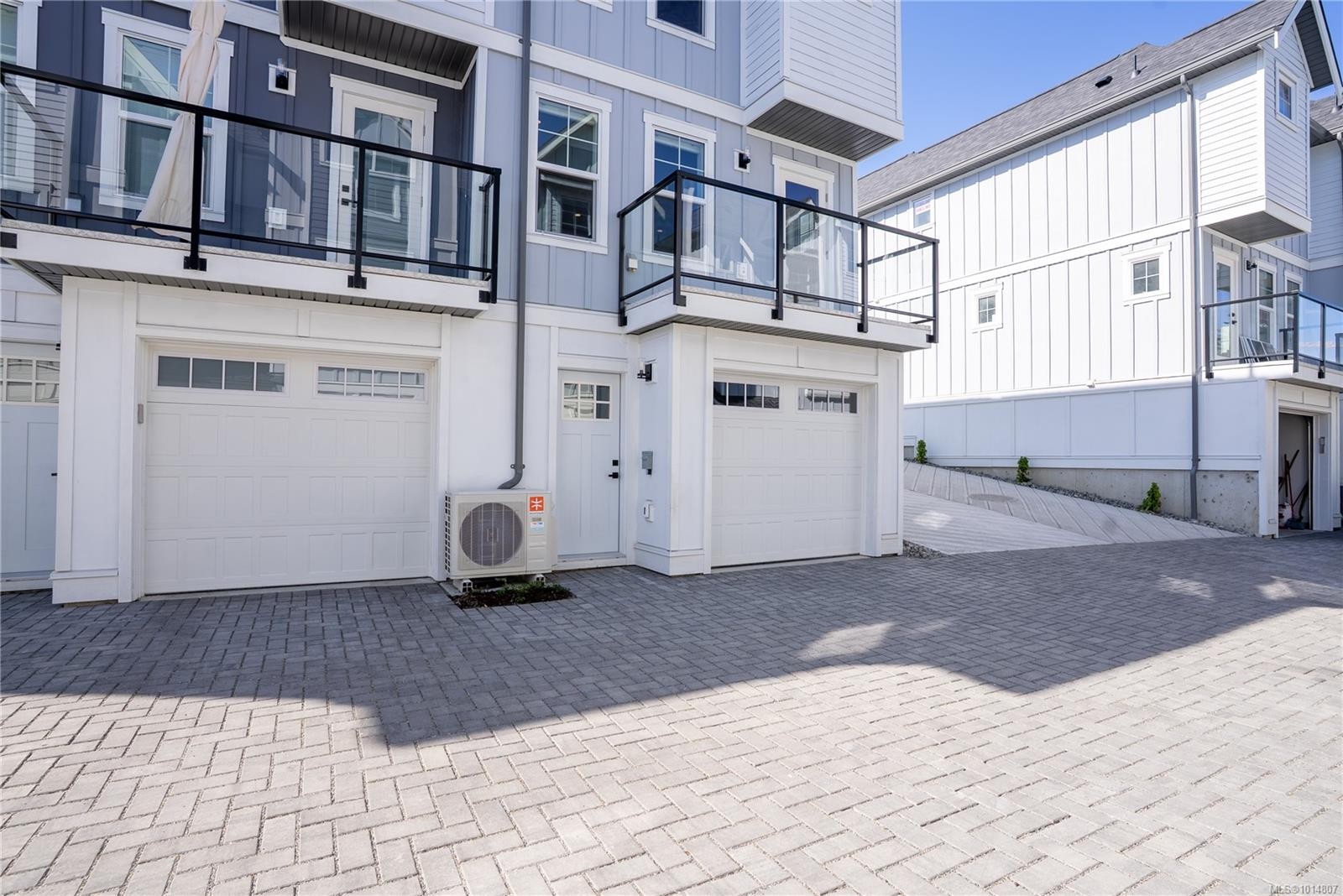 Unit 3-3907 Cedar Hill Rd, Saanich, BC