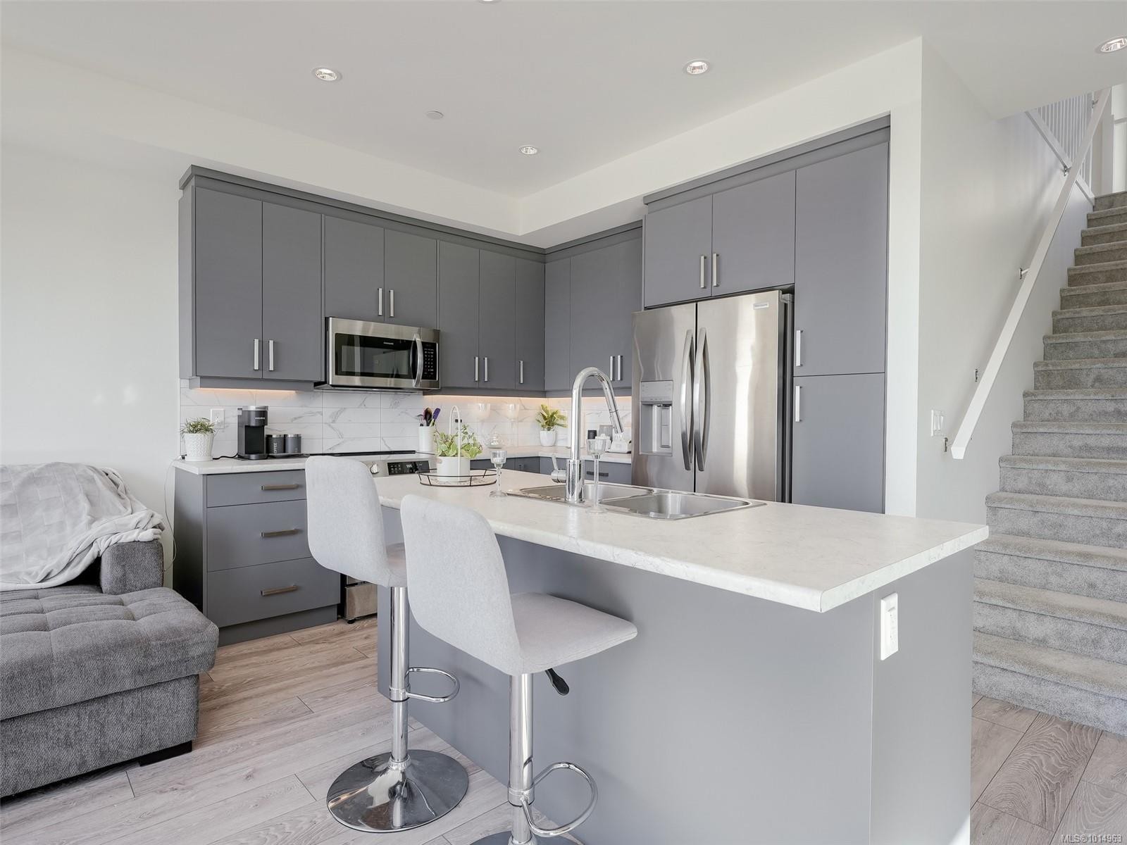 2311 Hudson Terr, Sooke, BC - Indoor Photo Showing Kitchen With Upgraded Kitchen