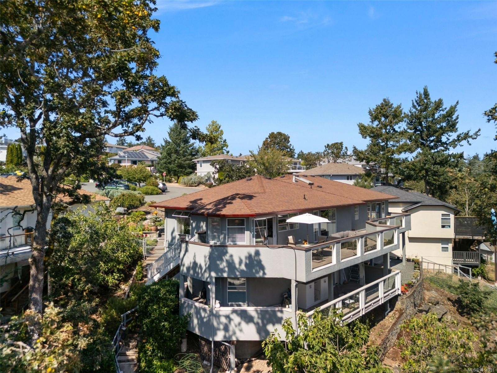 899 Currandale Crt, Saanich, BC