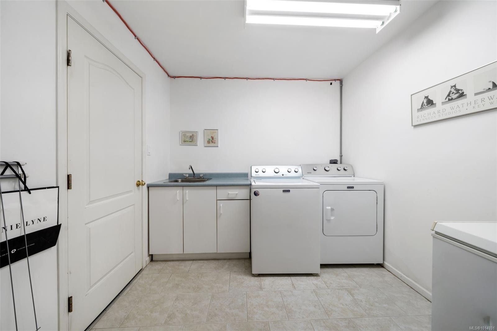 899 Currandale Crt, Saanich, BC