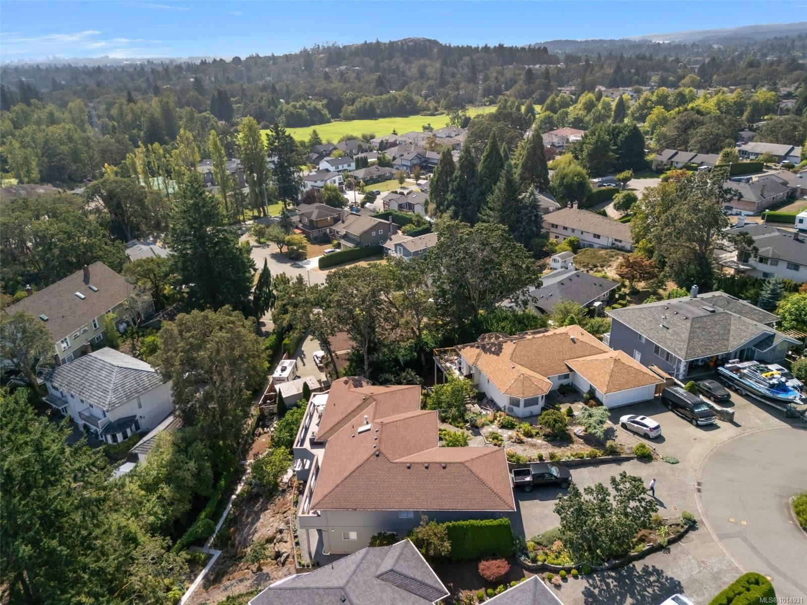 899 Currandale Crt, Saanich, BC