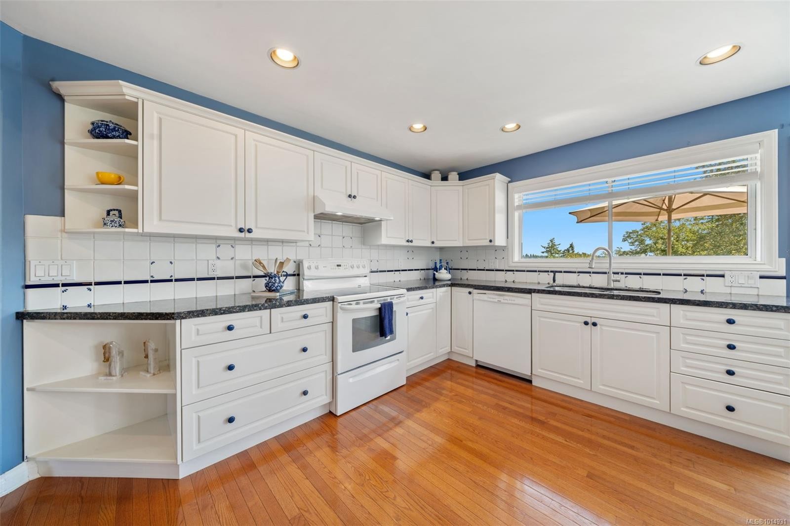 899 Currandale Crt, Saanich, BC