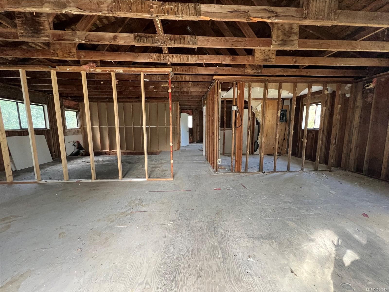 2262 Grafton Ave, Coombs, BC