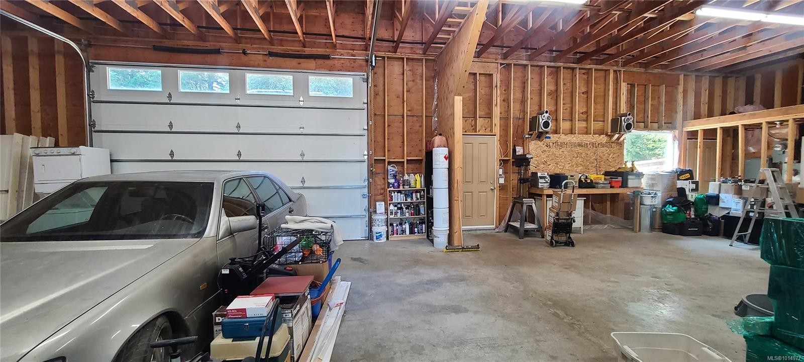 2262 Grafton Ave, Coombs, BC