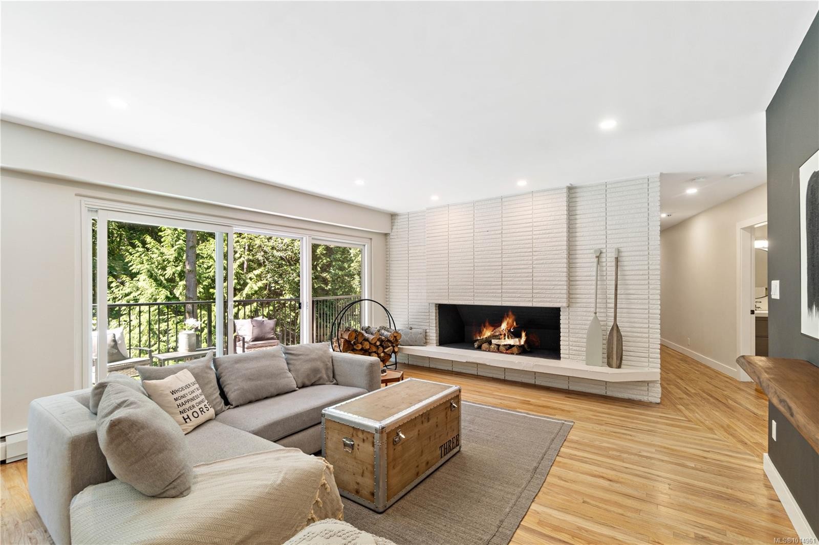 3365 Departure Bay Rd, Nanaimo, BC