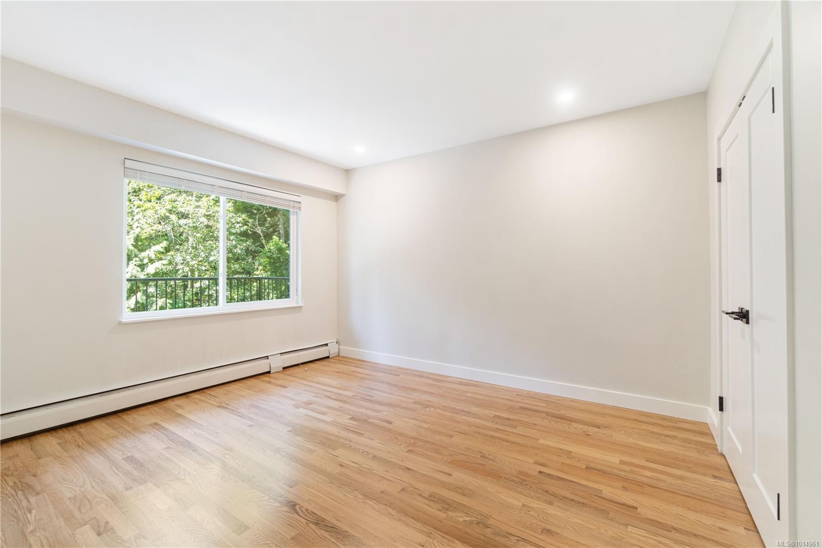 3365 Departure Bay Rd, Nanaimo, BC