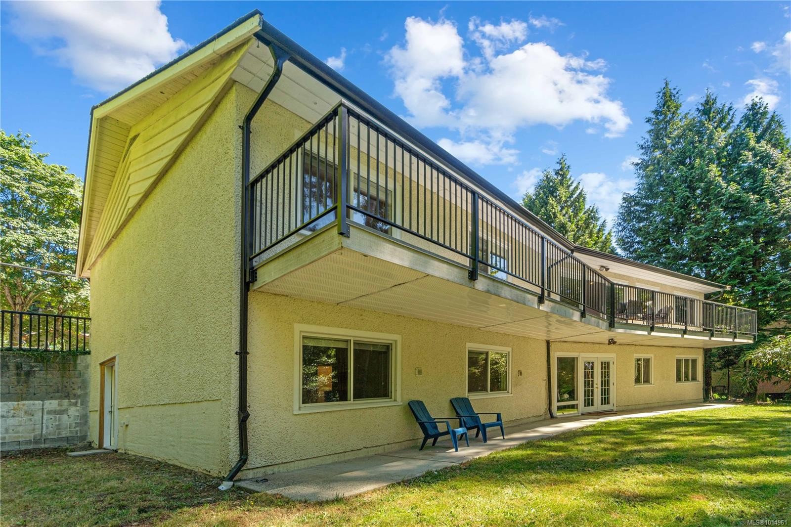 3365 Departure Bay Rd, Nanaimo, BC