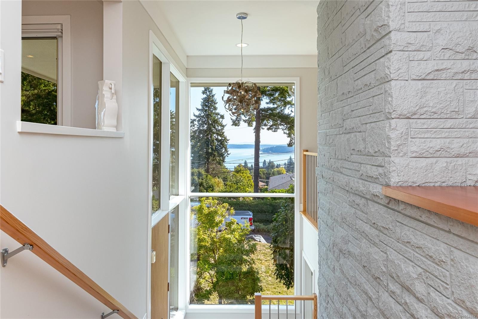 8650 Emard Terr, North Saanich, BC