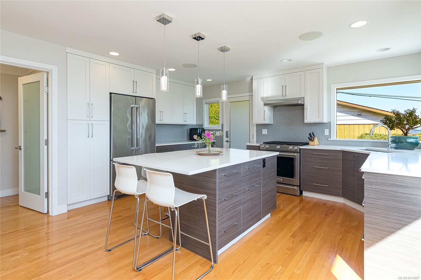 8650 Emard Terr, North Saanich, BC