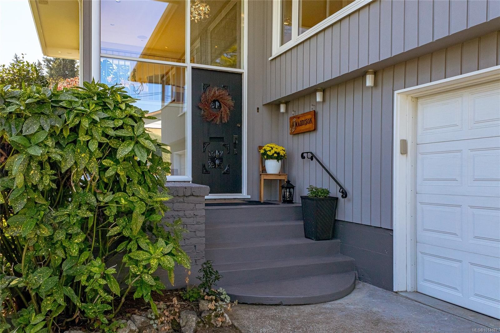 8650 Emard Terr, North Saanich, BC