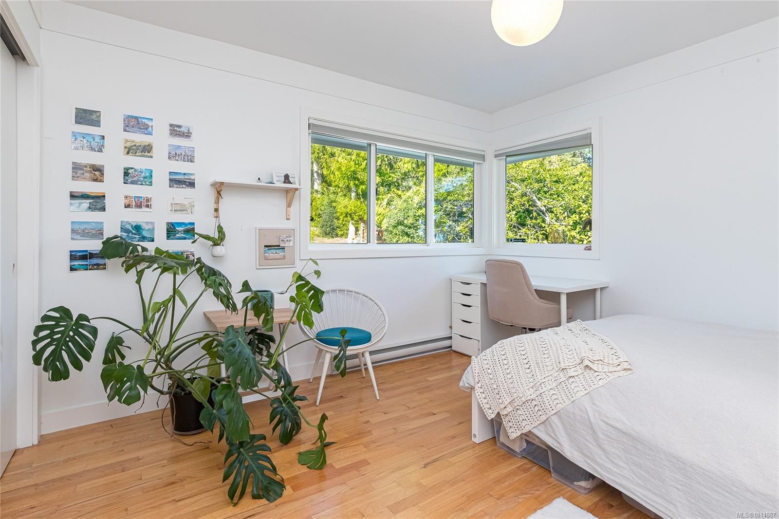 8650 Emard Terr, North Saanich, BC