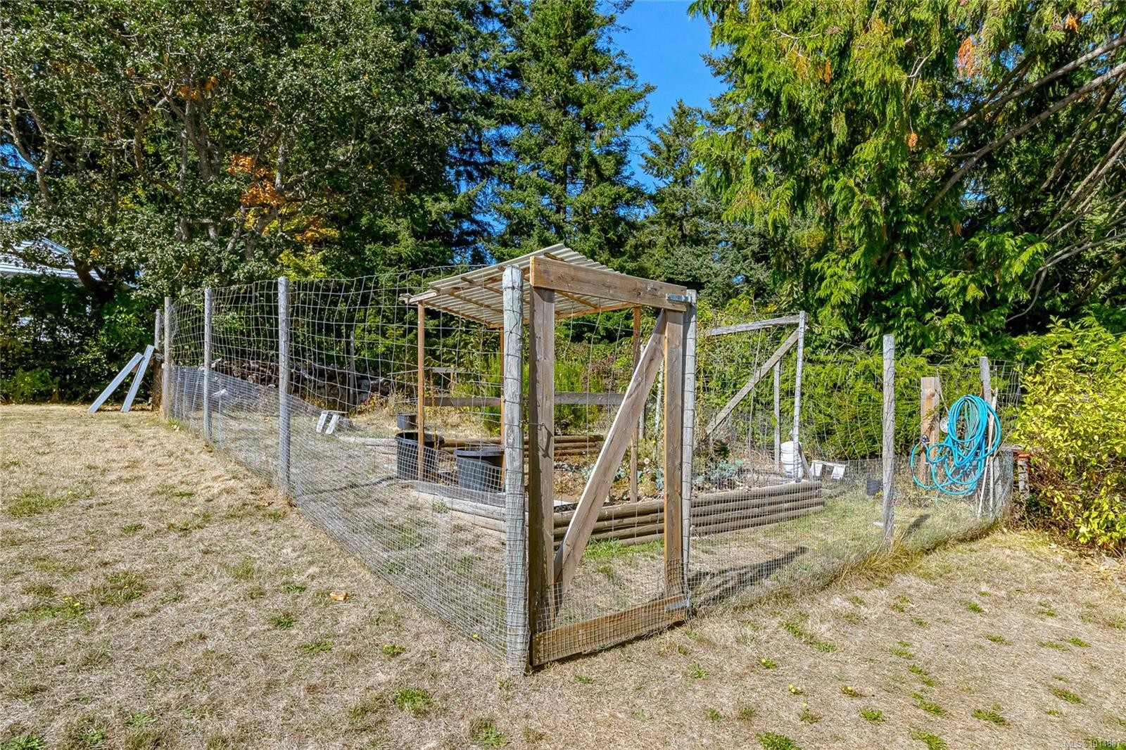 8650 Emard Terr, North Saanich, BC