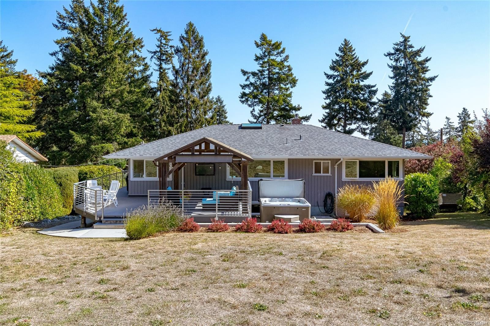 8650 Emard Terr, North Saanich, BC