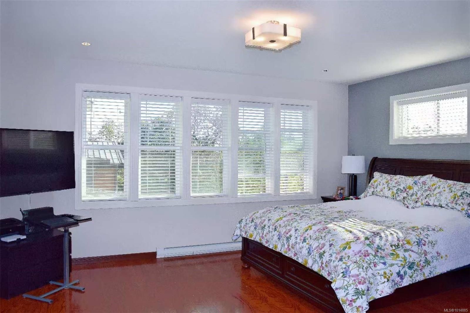 4037 Nelthorpe St, Saanich, BC