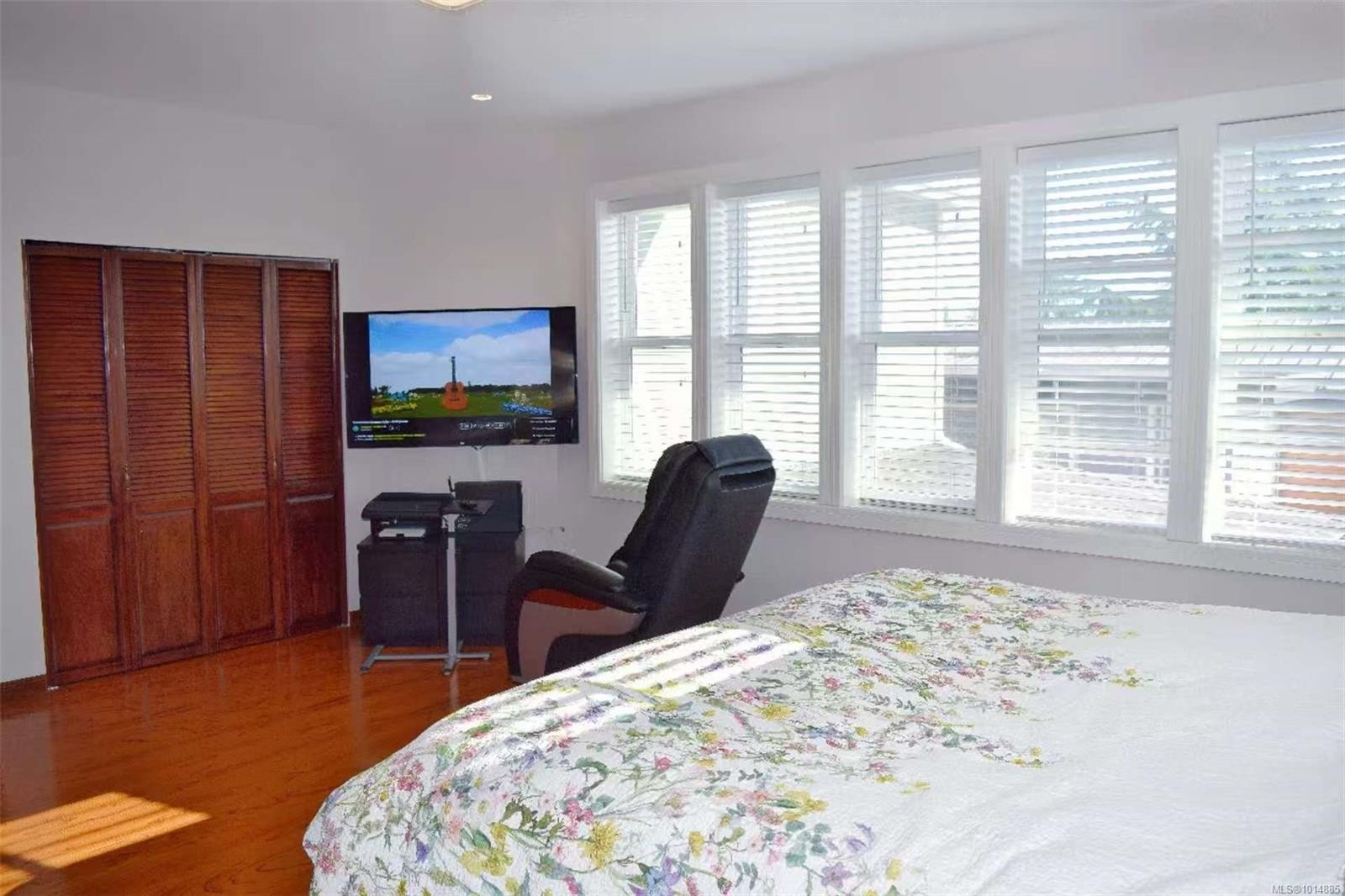 4037 Nelthorpe St, Saanich, BC