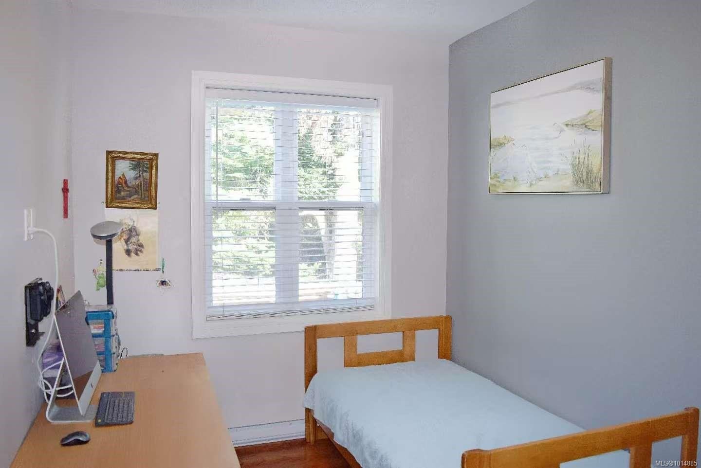 4037 Nelthorpe St, Saanich, BC