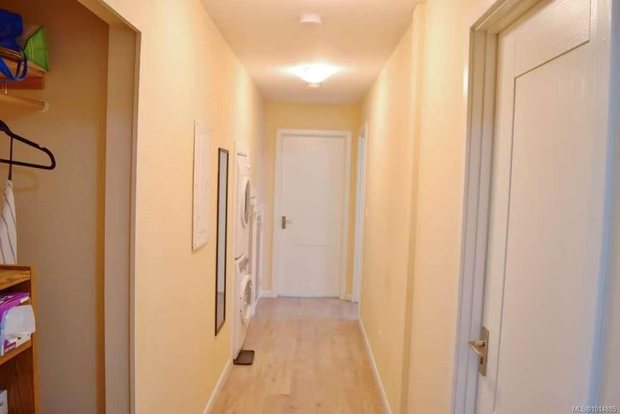 4037 Nelthorpe St, Saanich, BC