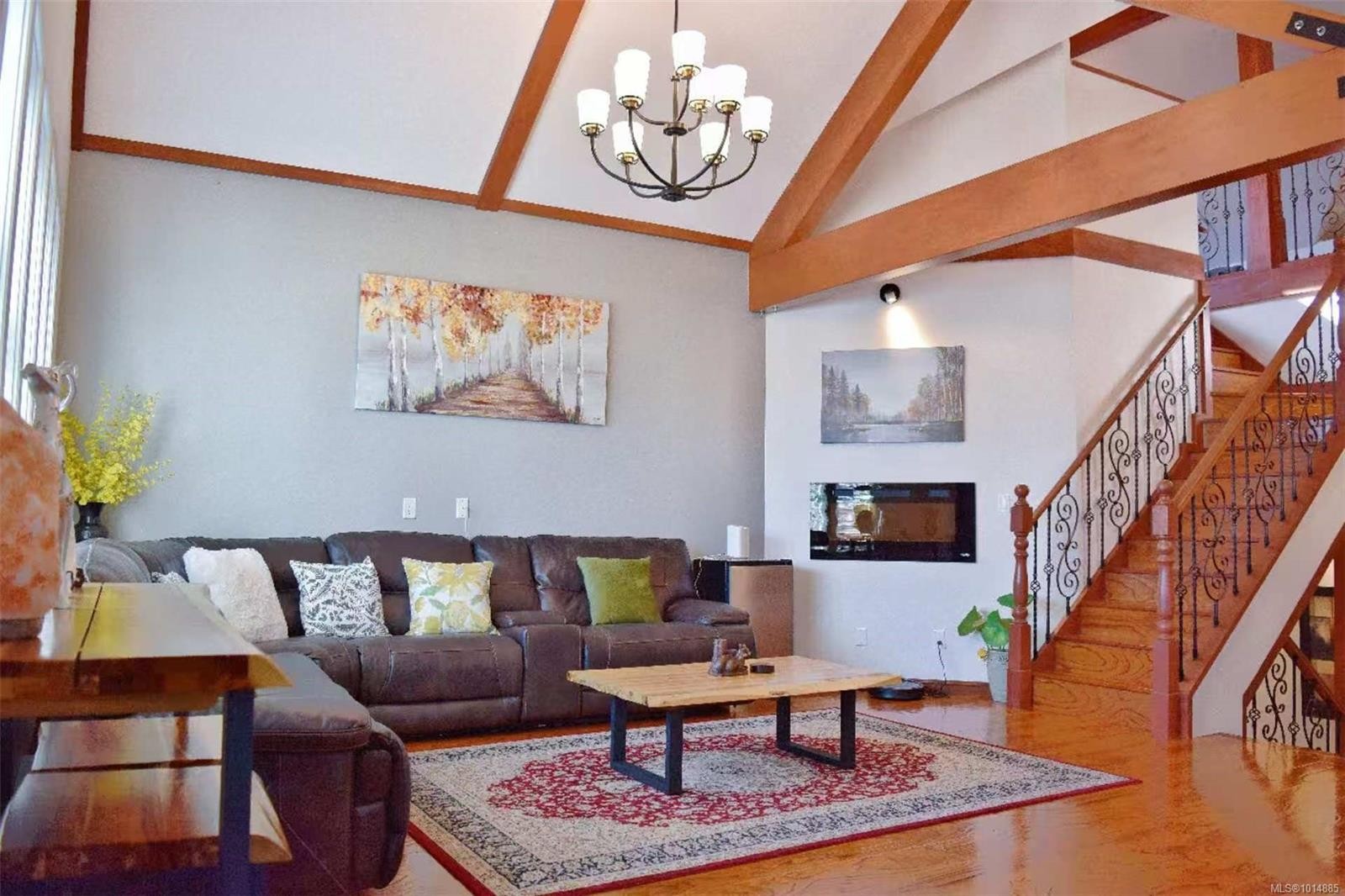 4037 Nelthorpe St, Saanich, BC