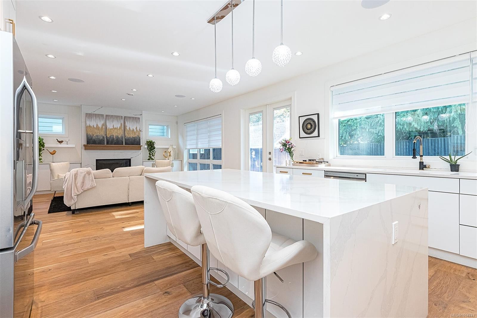 2555 Sinclair Rd, Saanich, BC