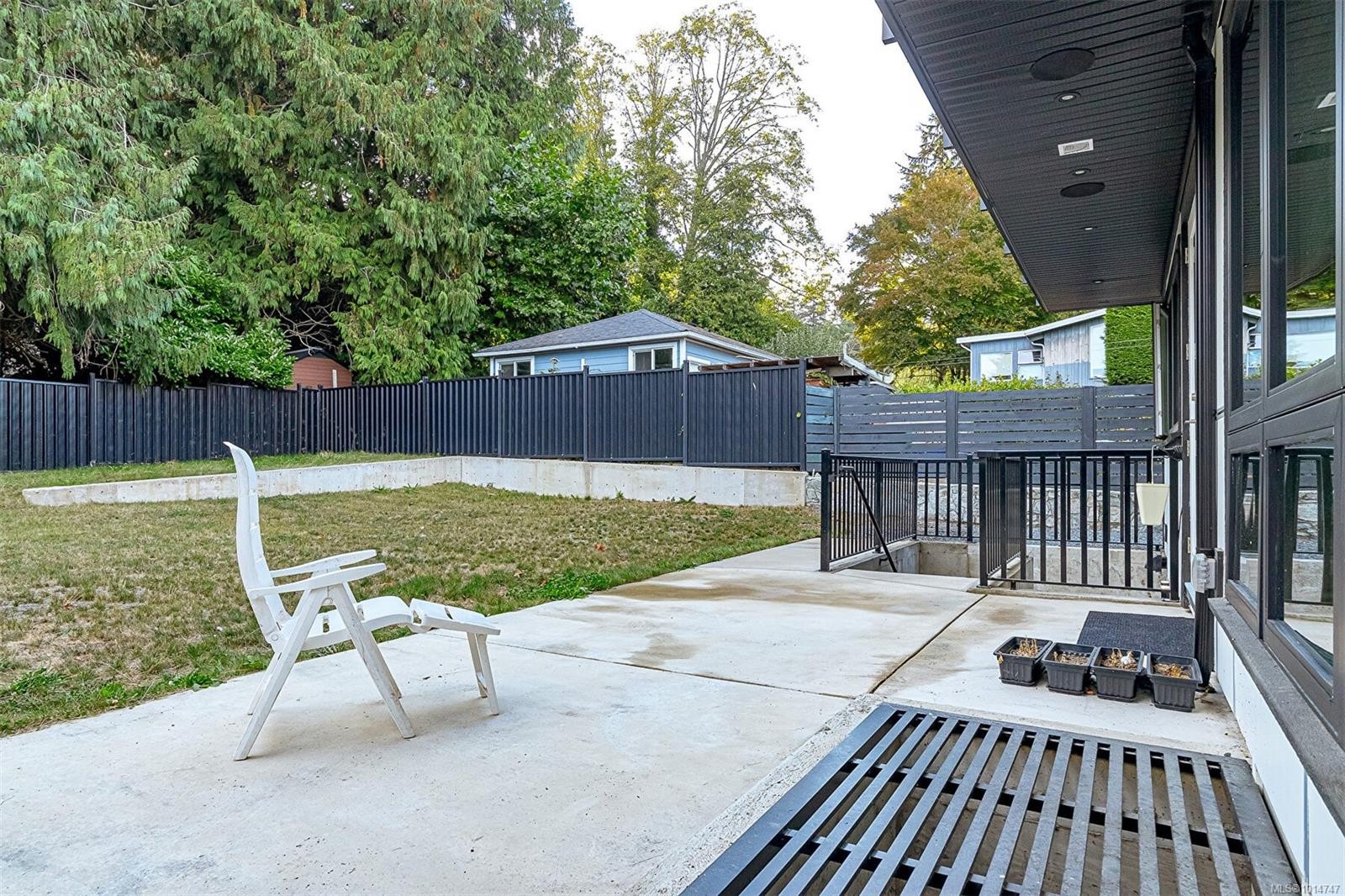 2555 Sinclair Rd, Saanich, BC