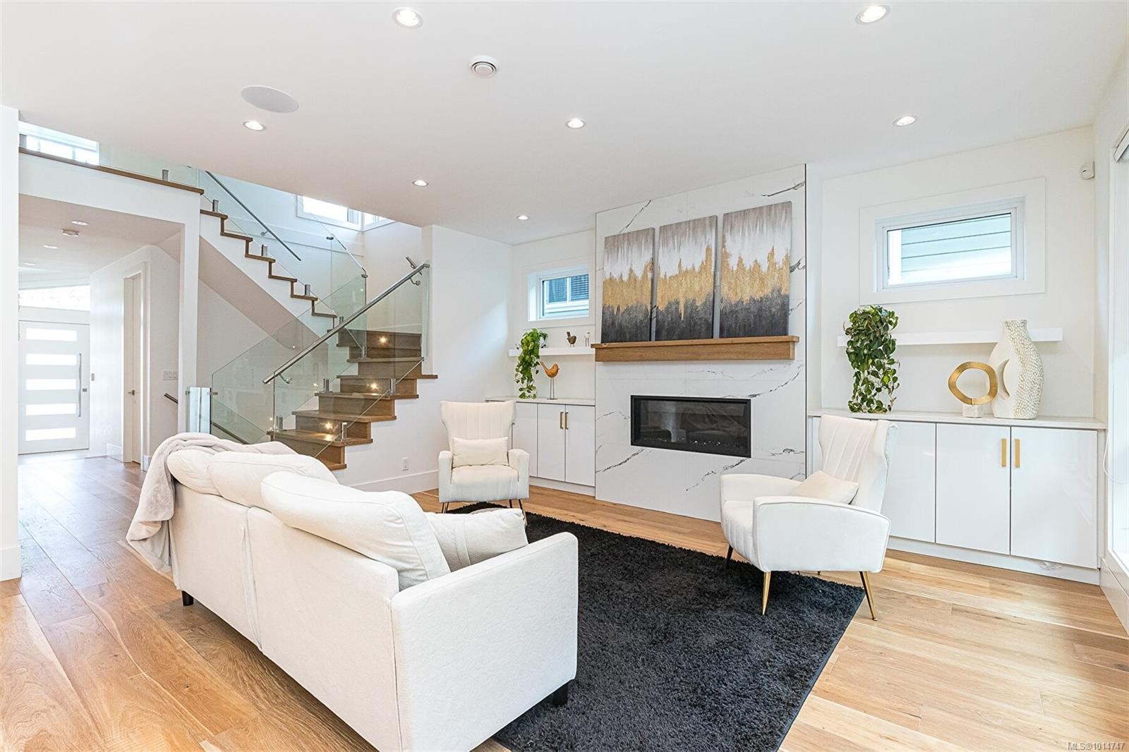 2555 Sinclair Rd, Saanich, BC