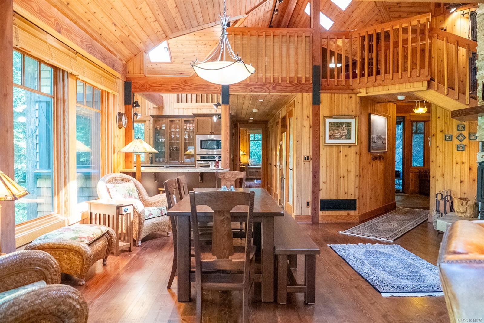 8807 Ainslie Point Rd, Pender Island, BC