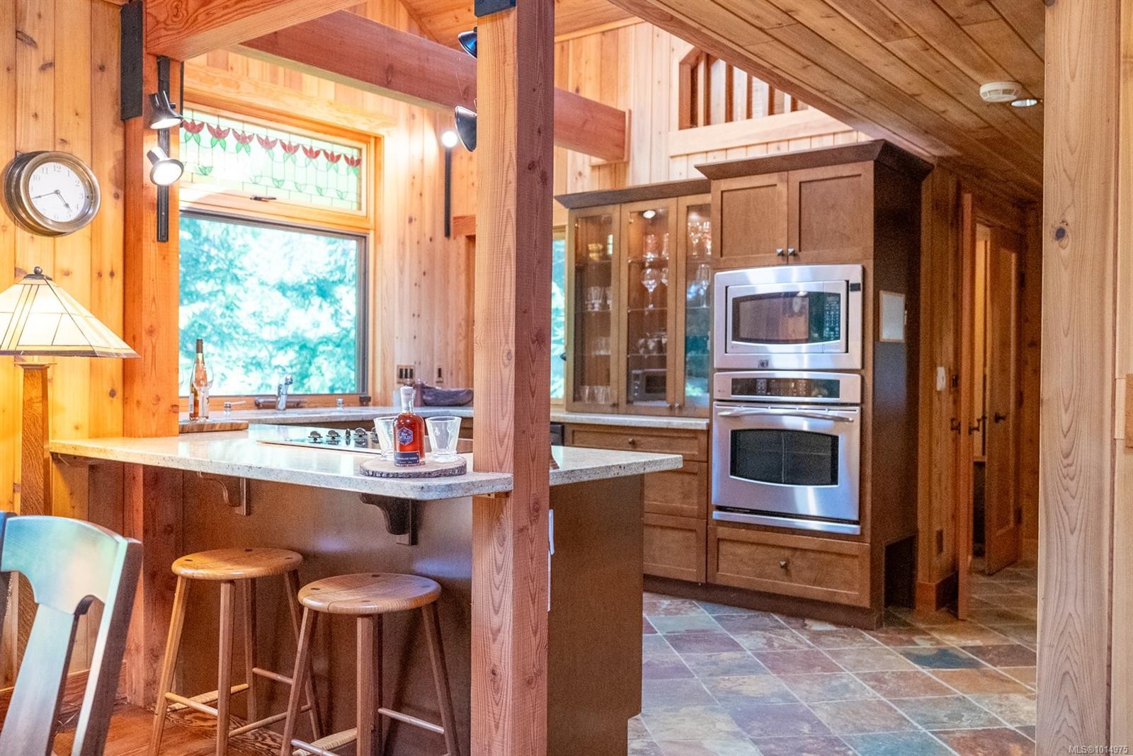 8807 Ainslie Point Rd, Pender Island, BC