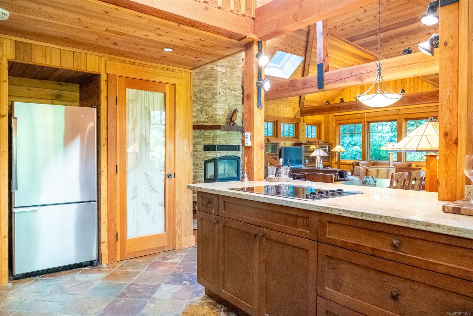 8807 Ainslie Point Rd, Pender Island, BC