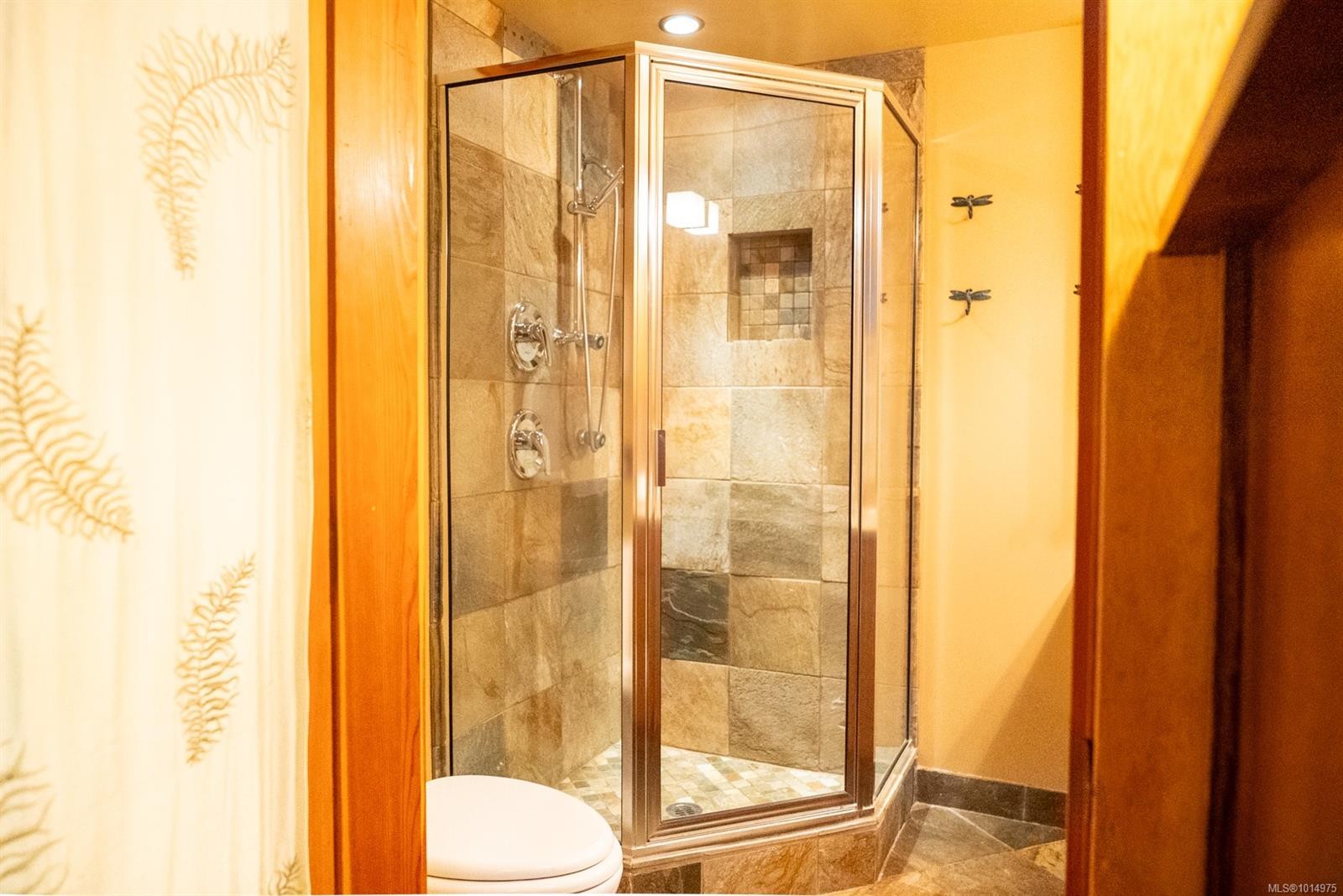 8807 Ainslie Point Rd, Pender Island, BC