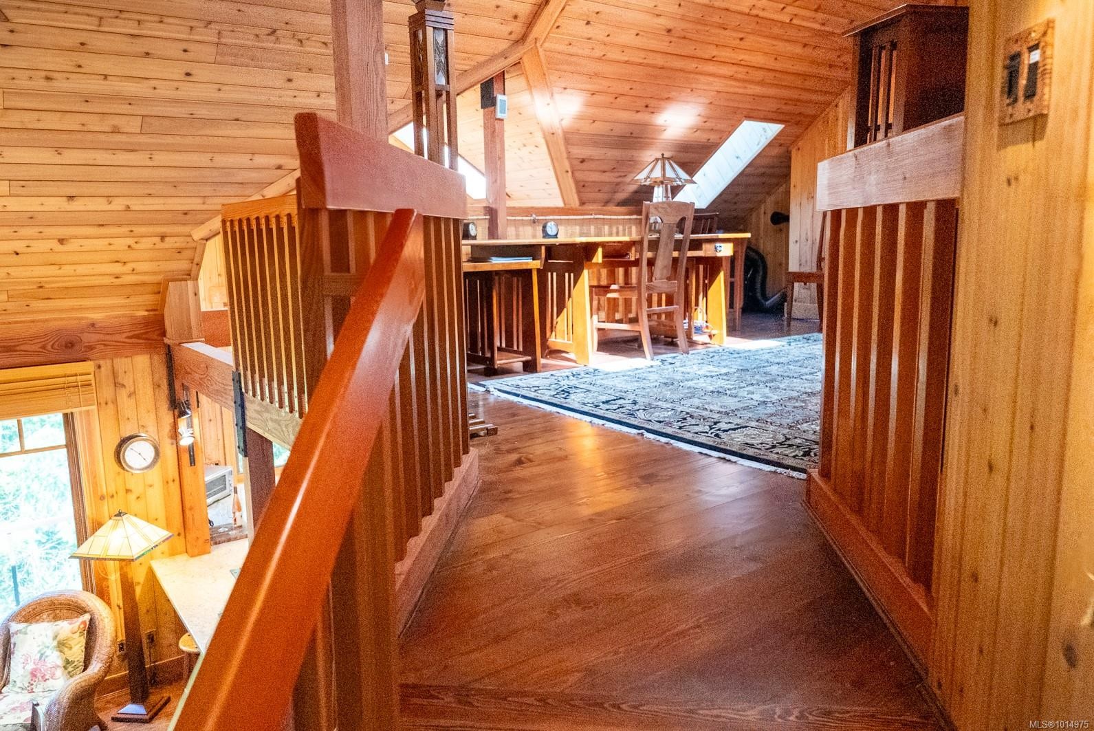 8807 Ainslie Point Rd, Pender Island, BC