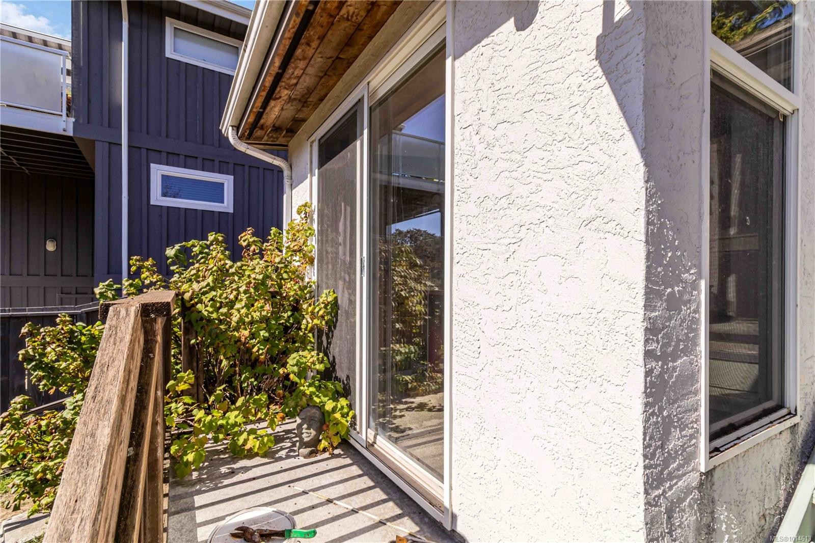 1415 Lang St, Victoria, BC