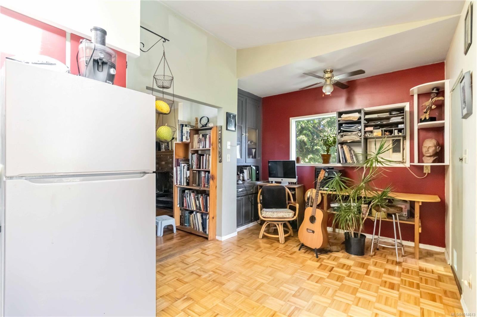 1415 Lang St, Victoria, BC