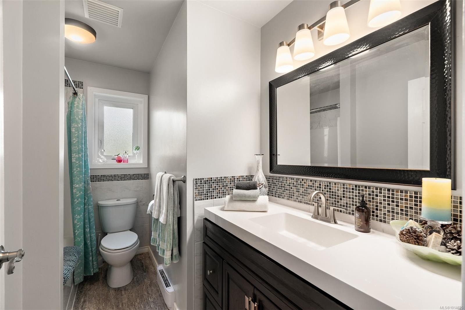 6877 Philip Rd, Lantzville, BC