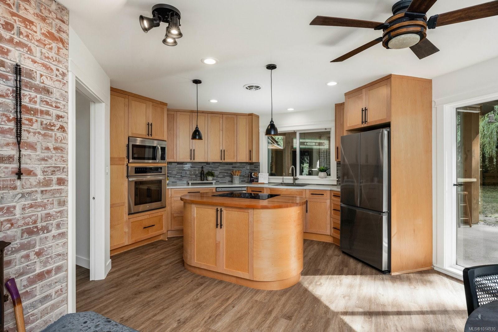 2656 Moncur Rd, Shawnigan Lake, BC