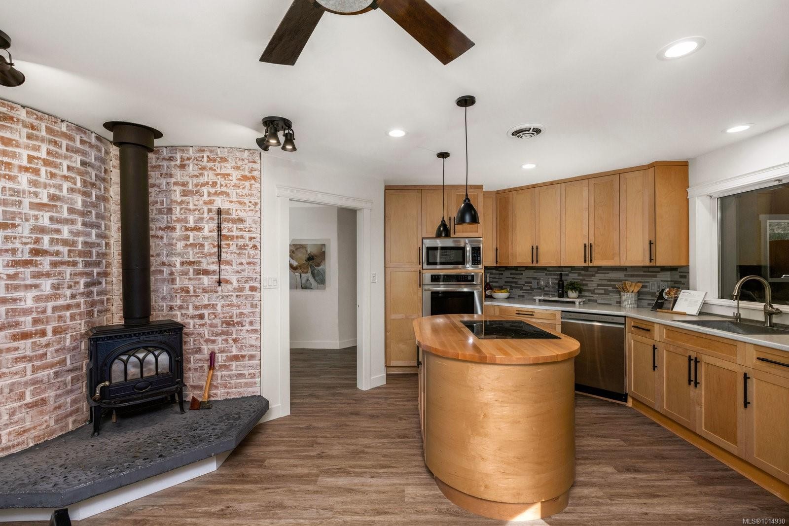 2656 Moncur Rd, Shawnigan Lake, BC