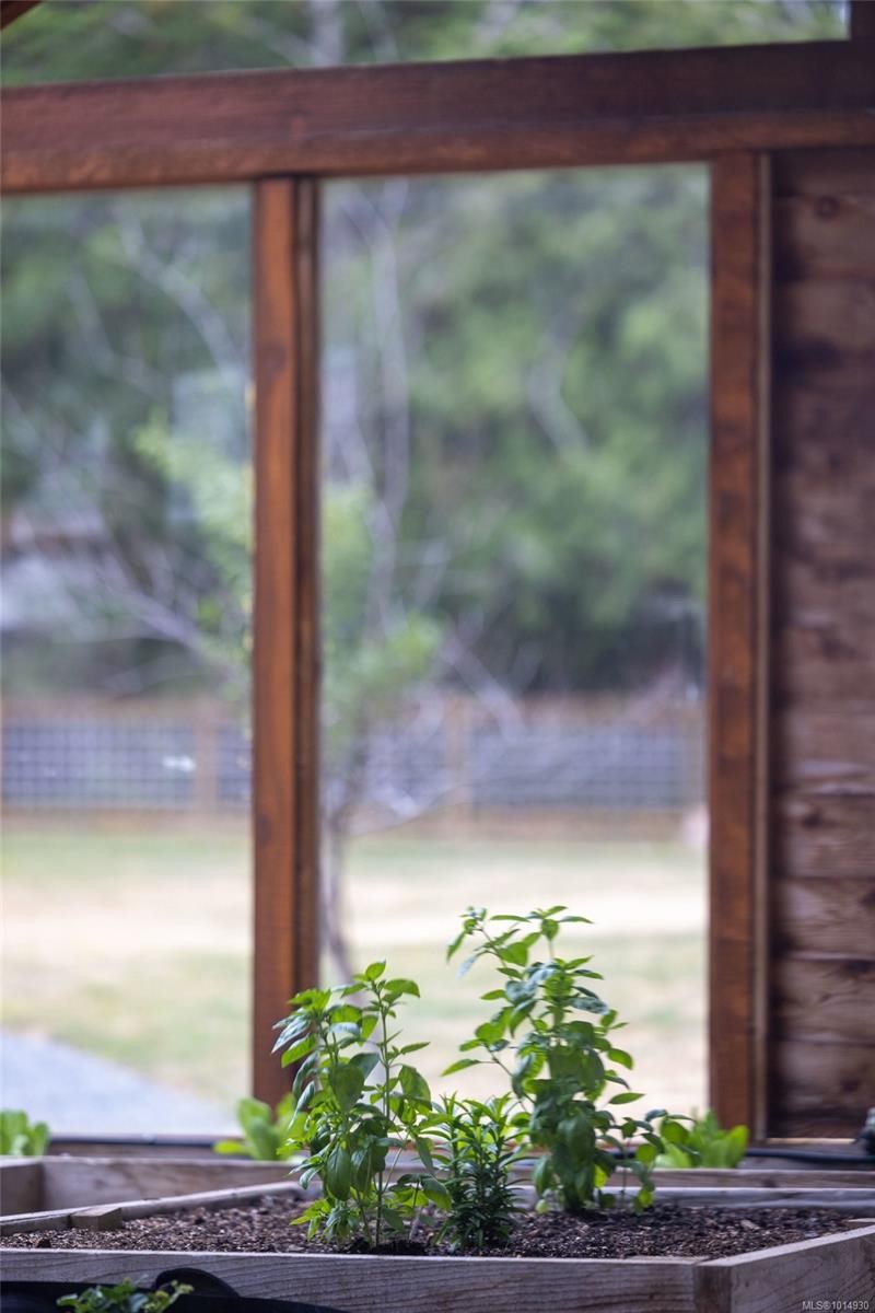 2656 Moncur Rd, Shawnigan Lake, BC